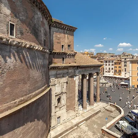 Iflat Pantheon At Your Feet * Roma