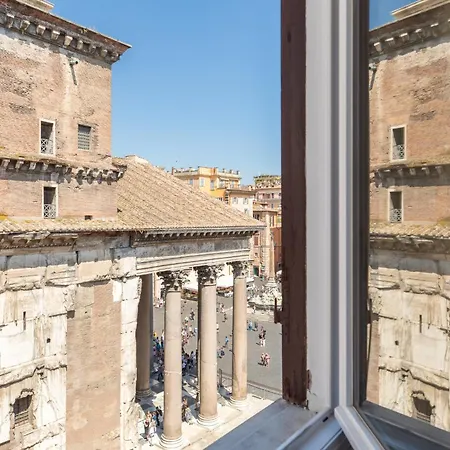 Iflat Pantheon At Your Feet Lejlighed